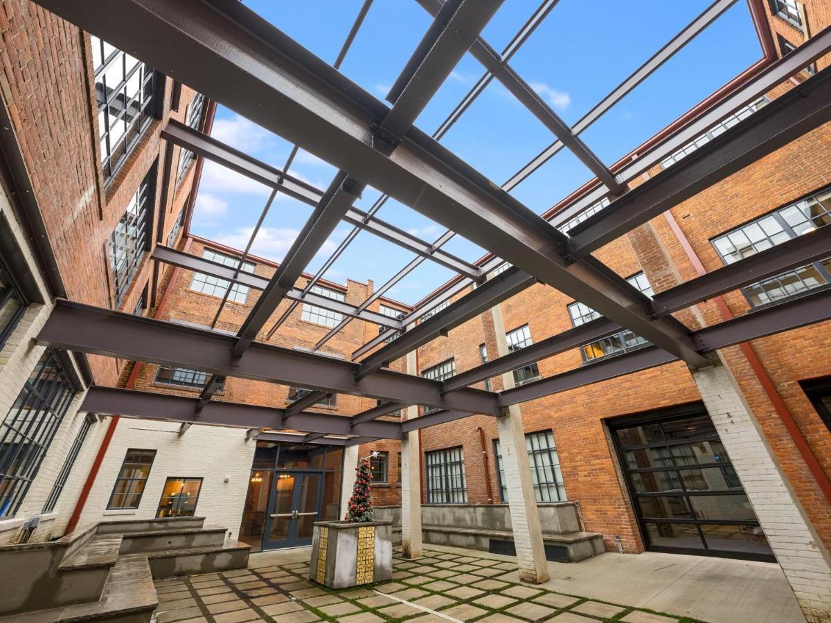 Brooklyn Style Studio Loft Minutes From Firstenergy Stadium 210 Cleveland Bagian luar foto